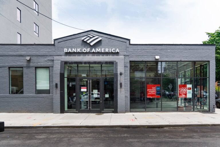 Discover the Latest in bank of america financial center news
